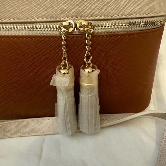 NWOT LOVEVOOK Brown and Cream Adjustable Crossbody - Picture 2 of 5